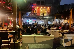 cafe kahani