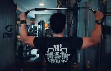 Structure Health & Fitness Gulberg Lahore