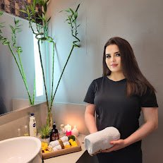 Relax time Massage center and spa Home