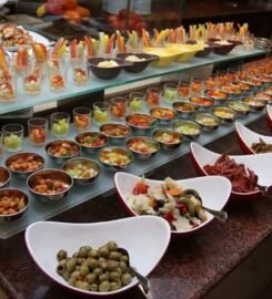 Dream land Resturant taxila