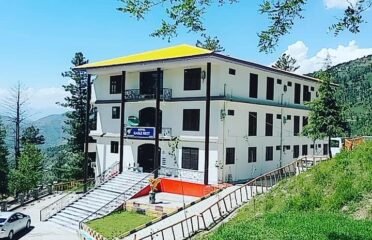 Hotel Eagle Nest Malam jabba swat