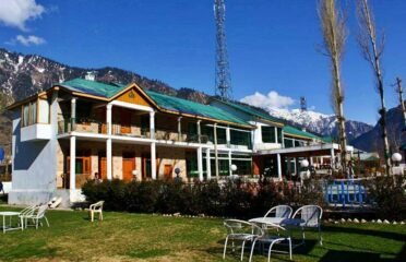 Greens Hotel Kalam