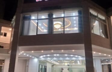Summit Hotel